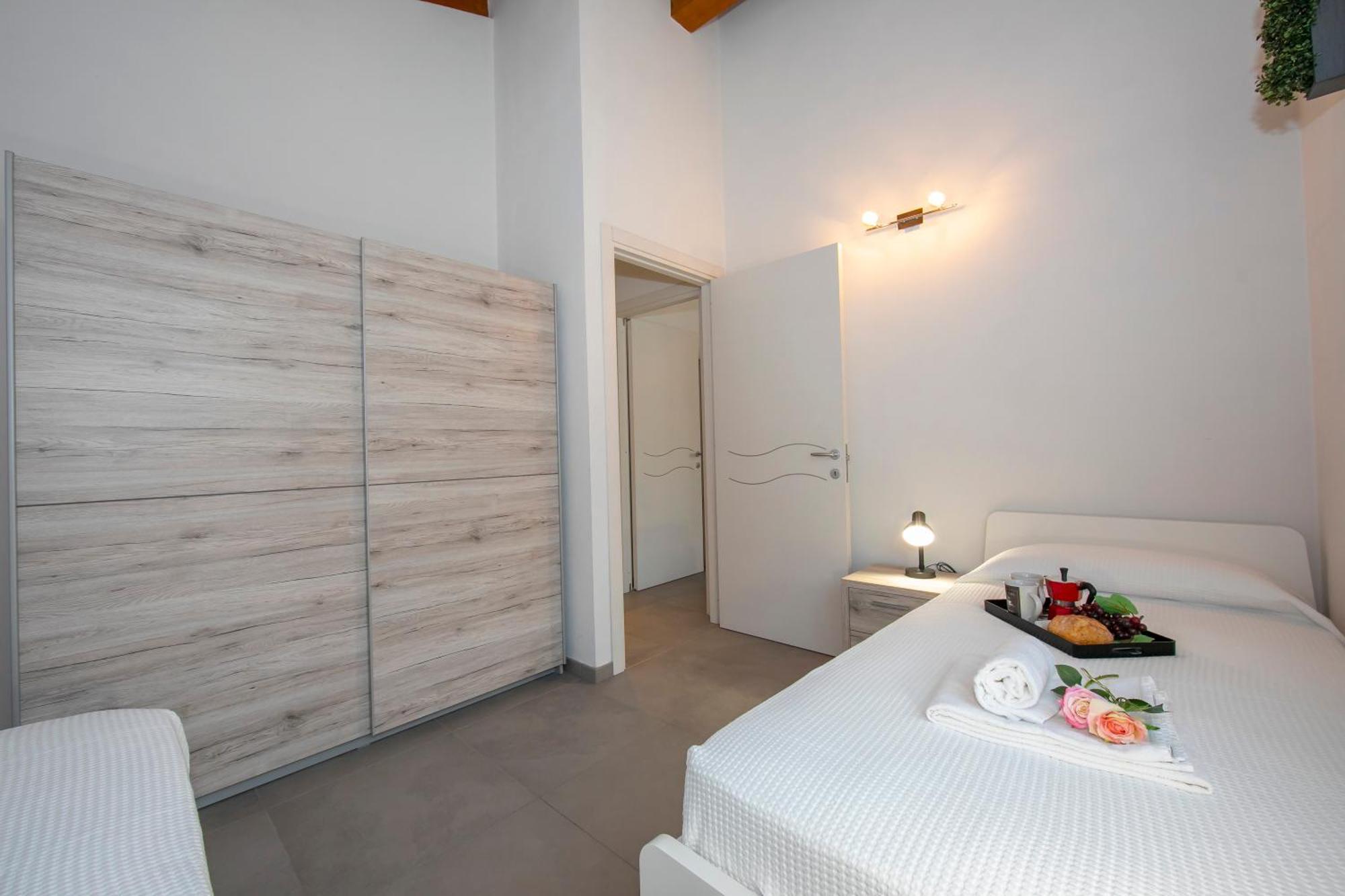 Villa Laura Private Pool And Garden - Happy Rentals Besozzo Экстерьер фото