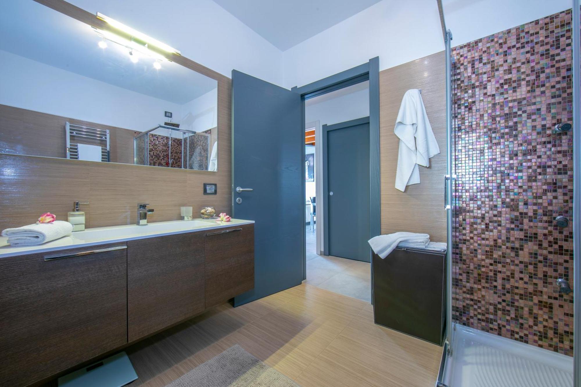 Villa Laura Private Pool And Garden - Happy Rentals Besozzo Экстерьер фото